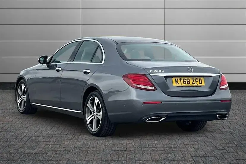 Used Mercedes E220 Premium 194 HP (142 kW) 2018 Grey Sedan