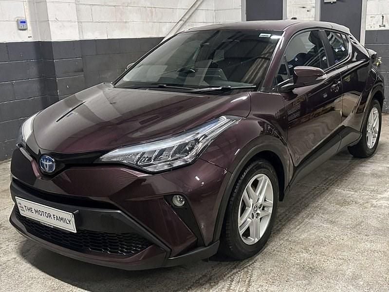Used Toyota C-HR 122 HP (89 kW) 2023 Mauve/purple SUV