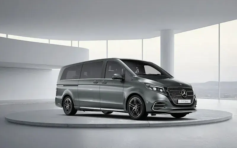 Used Mercedes V300 Premium 237 HP (174 kW) 2025 MPV
