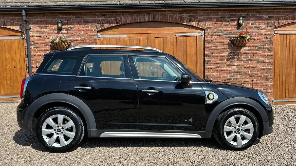 Used Mini Cooper S Classic 2020 Black Hatchback