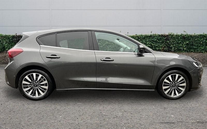 Used Ford Focus Titanium X 125 HP (91 kW) 2023 Grey Hatchback