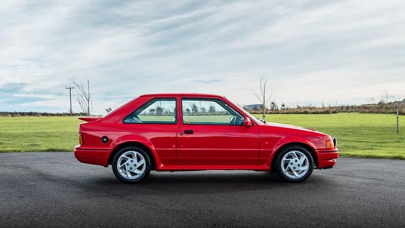 Used Ford Escort RS 1989 Red Hatchback