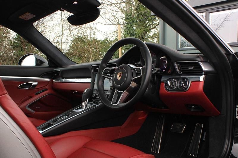 Used Porsche 911 2016 Black Coupe