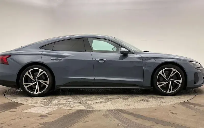Used Audi e-tron GT quattro 389 kW (530 HP) 2024 Sedan