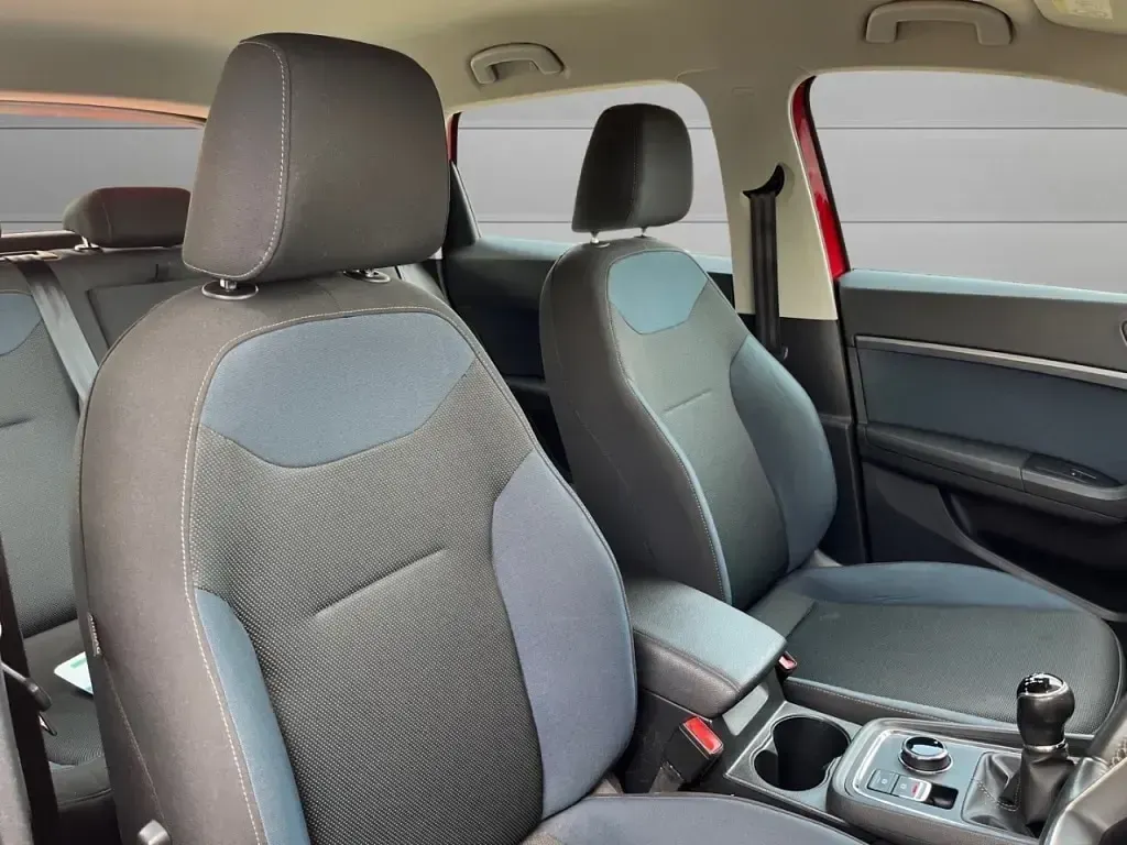 Used Seat Ateca SE Technology 115 HP (84 kW) 2018 Red SUV