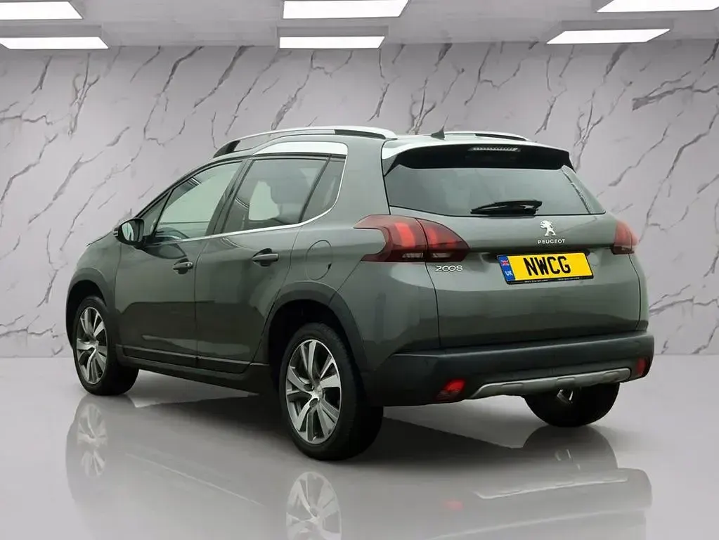 Used Peugeot 2008 Allure 110 HP (80 kW) 2018 Grey SUV