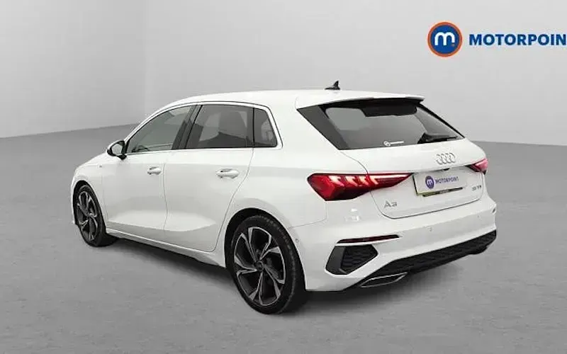 Used Audi A3 Sportback S-Line 150 HP (110 kW) 2024 Hatchback