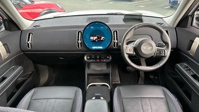 Used Mini Countryman 168 HP (123 kW) 2024 White SUV