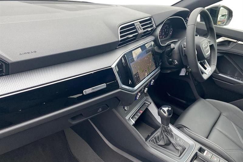 New Audi Q3 Black Edition 150 HP (110 kW) 2025 Daytona grey SUV