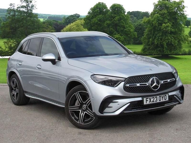 Hightech silver metallic Used 2023 Mercedes GLC300 AMG Line Premium SUV | £39,995 (Expensive) - Image 1/4