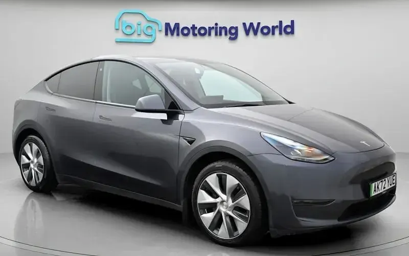 Used Tesla Model Y Long Range AWD 378 kW (514 HP) 2022 SUV