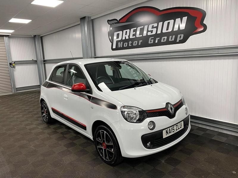 White Used 2015 Renault Twingo Dynamique Hatchback | £5,195 (Fair price) - Image 1/4