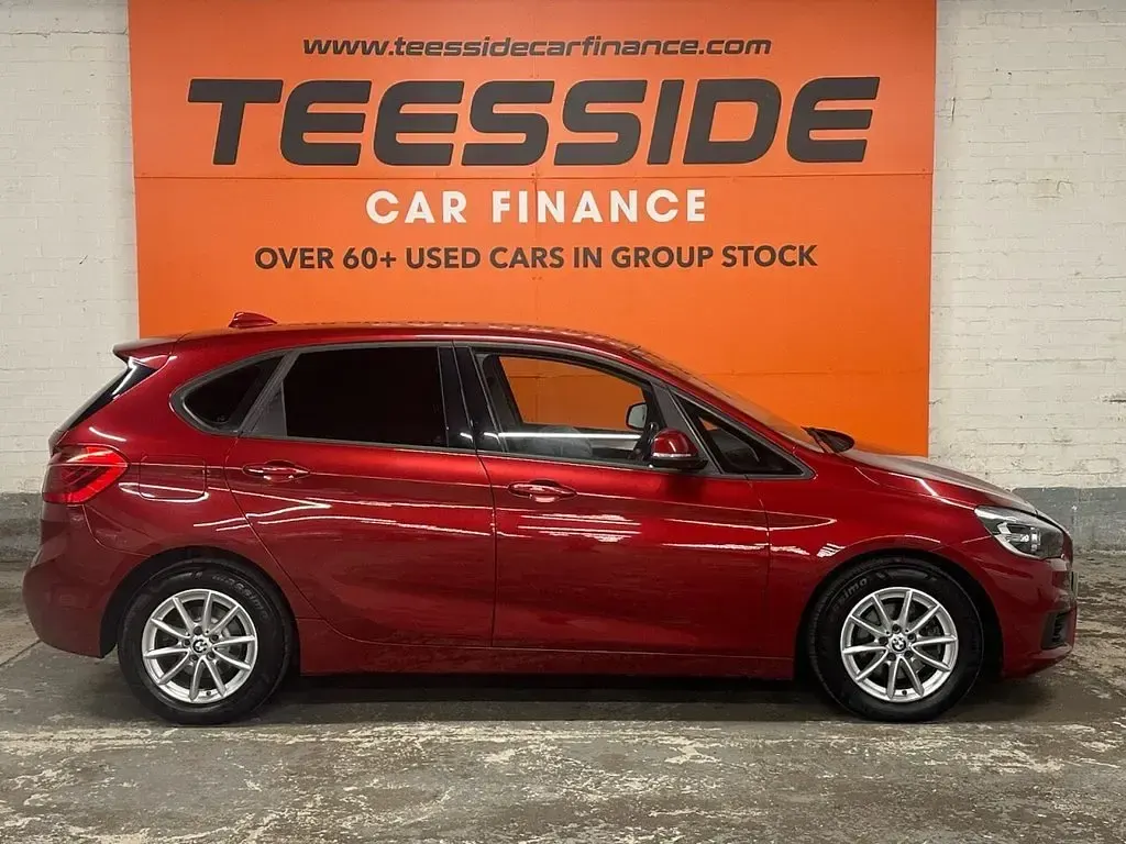 Used BMW 216 Active Tourer 116 HP (85 kW) 2016 Red MPV