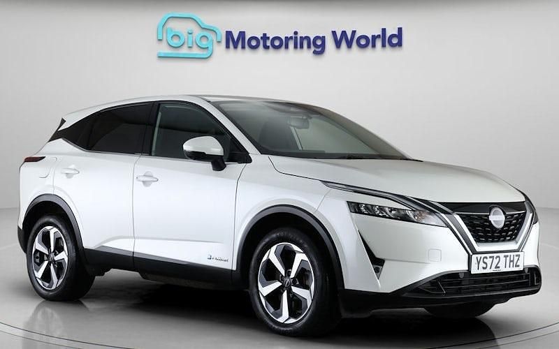 Used Nissan Qashqai N-Connecta 190 HP (139 kW) 2022 White SUV