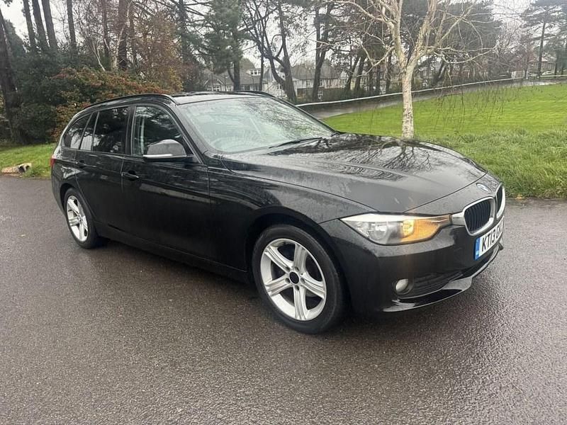 Black Used 2013 BMW 318 Comfort Edition Estate | £6,950 (Fair price) - Image 1/4