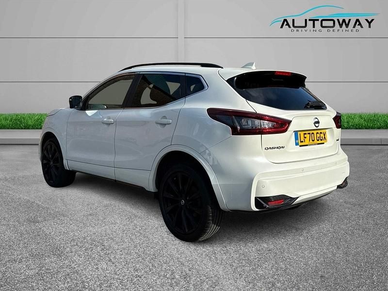 Used Nissan Qashqai N-TEC 2020 White SUV