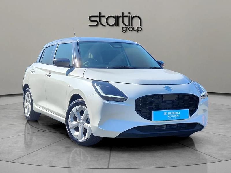 New 2025 Suzuki Swift Hatchback | £17,950 - Image 1/4