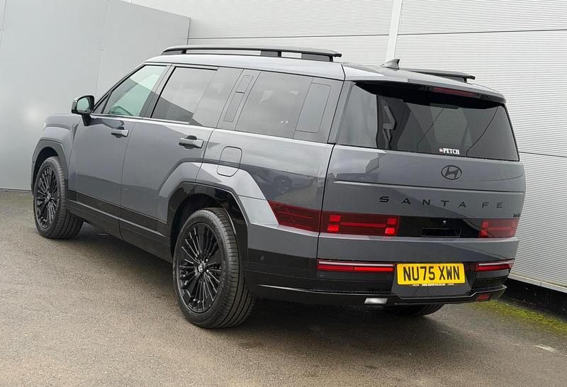 Used Hyundai Santa Fe 236 HP (173 kW) 2025 Grey SUV