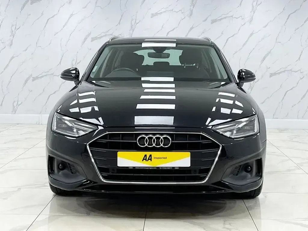 Usado Audi A4 Comfort 190 HP (139 kW) 2021 Preto Carrinha