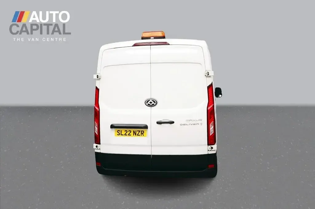 Used Maxus V90 163 HP (119 kW) 2022 White Van