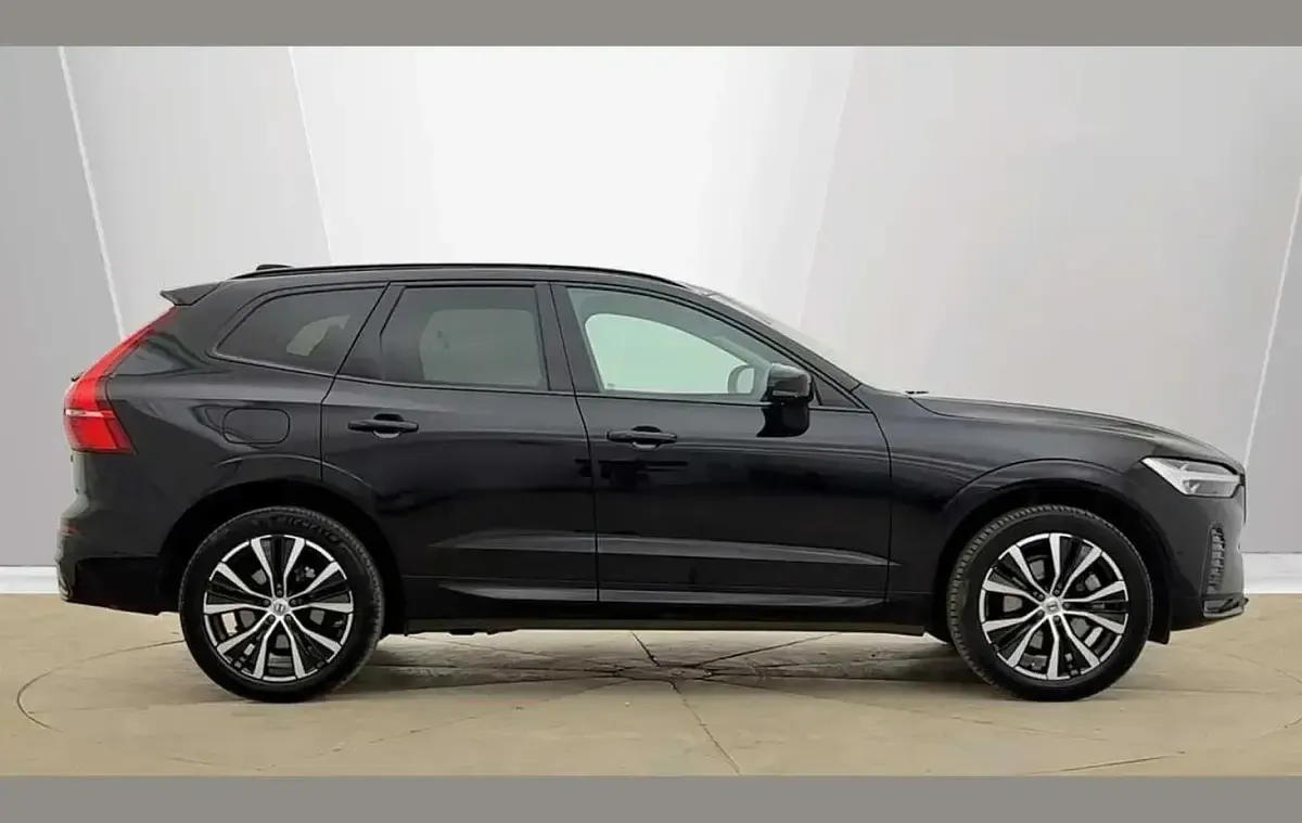 Used Volvo XC60 Ultra 247 HP (181 kW) 2025 Black SUV