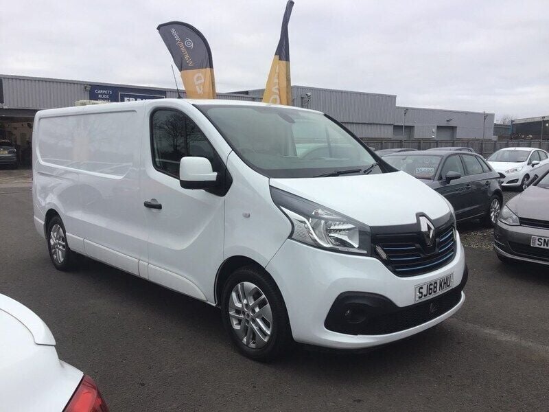 White Used 2018 Renault Trafic Van | £7,995 (Good price) - Image 1/4