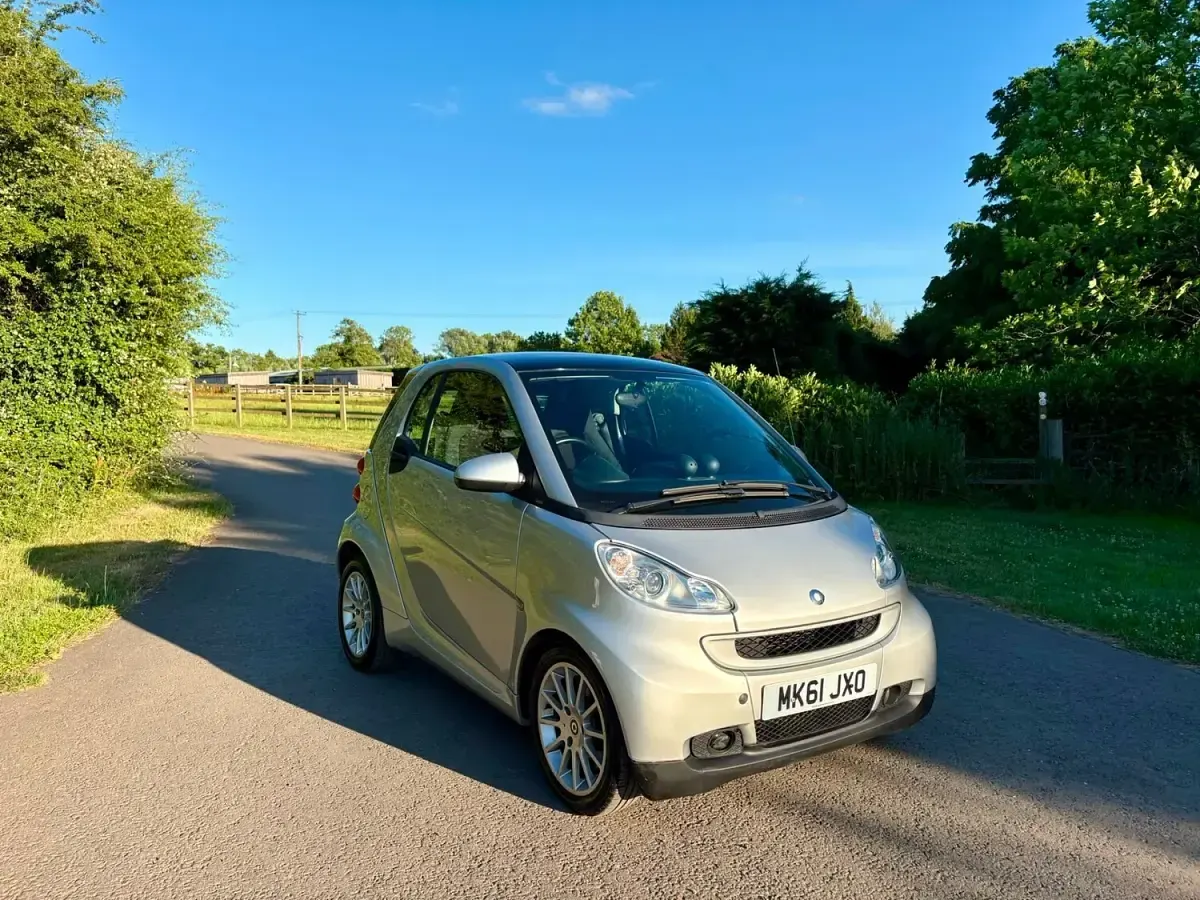 Used Smart ForTwo Coupé Passion 2011 Silver Coupe