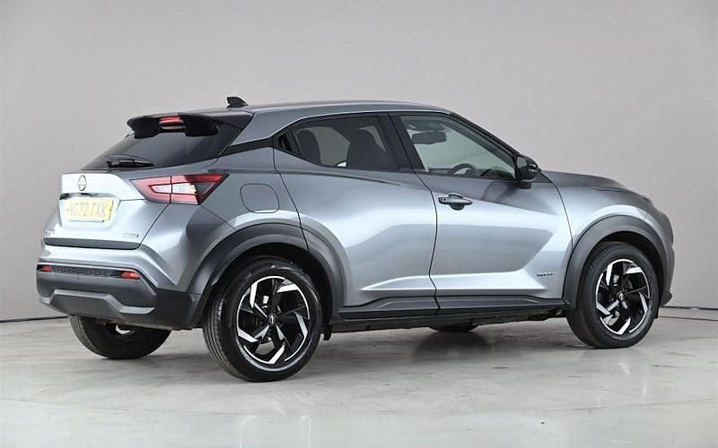 Used Nissan Juke N-Connecta 143 HP (105 kW) 2023 Grey SUV