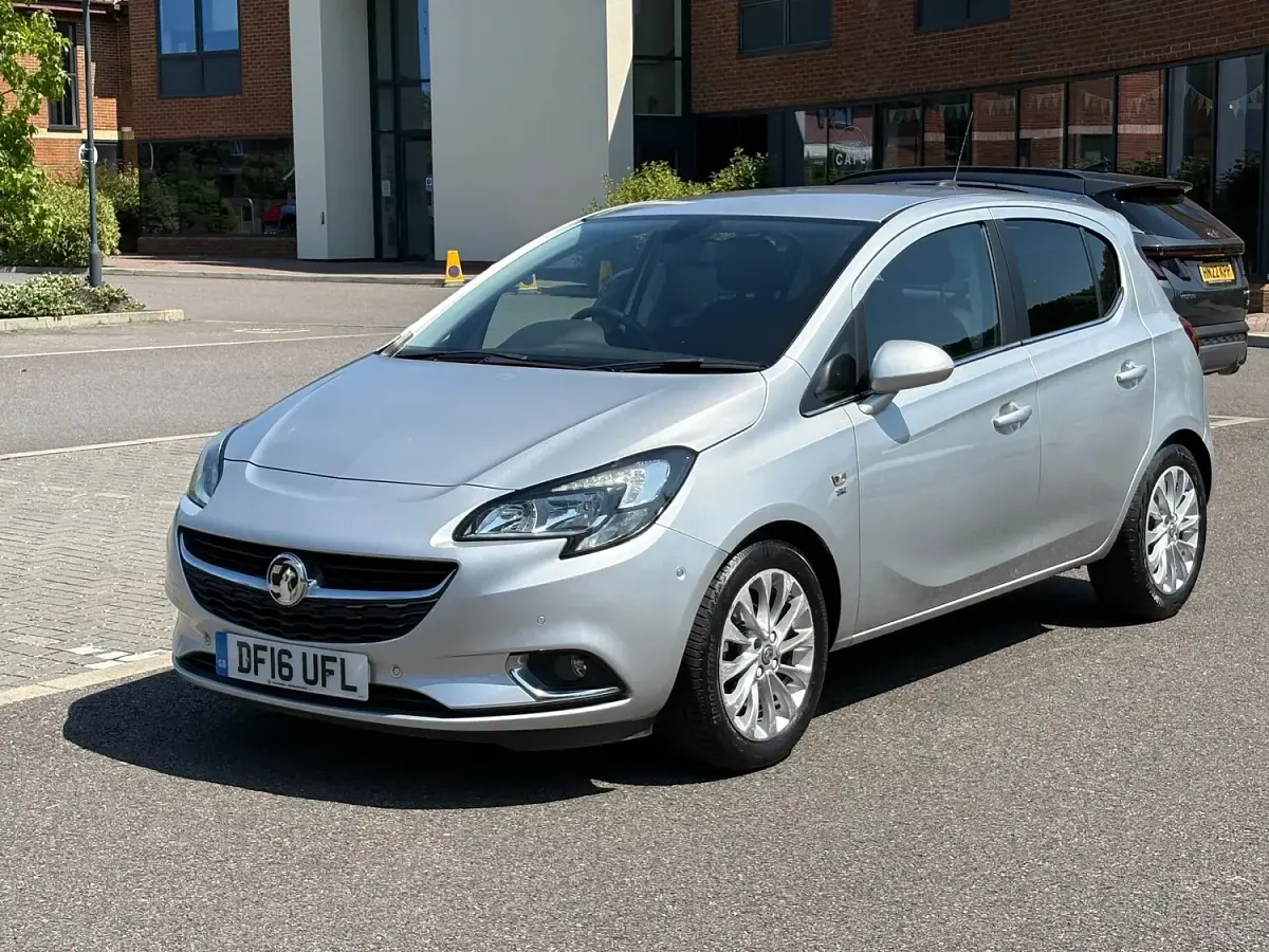 Used Vauxhall Corsa 90 HP (66 kW) 2016 Silver Hatchback