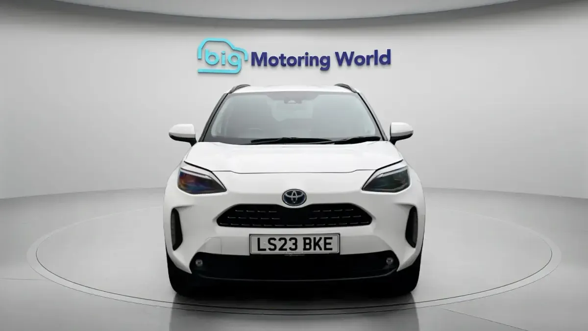 Used Toyota Yaris 114 HP (83 kW) 2023 Hatchback