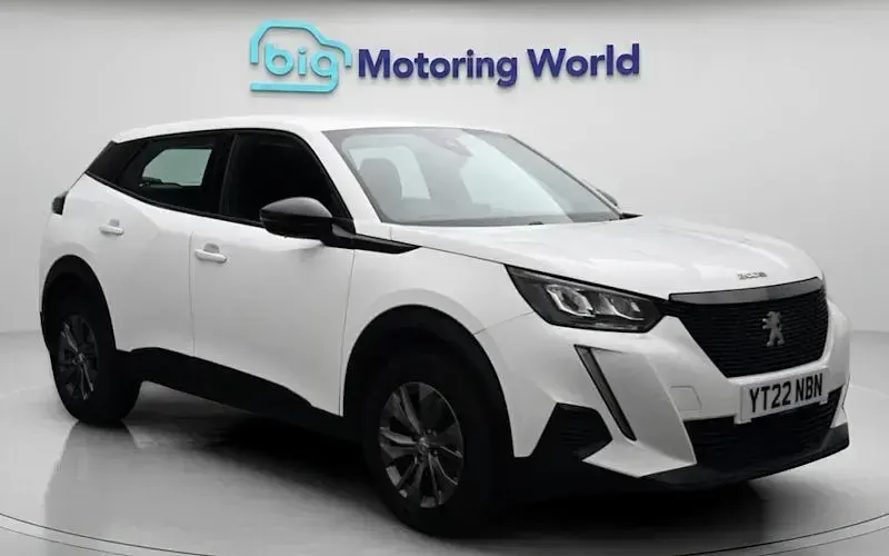 Used Peugeot 2008 Active Premium 101 HP (74 kW) 2022 SUV