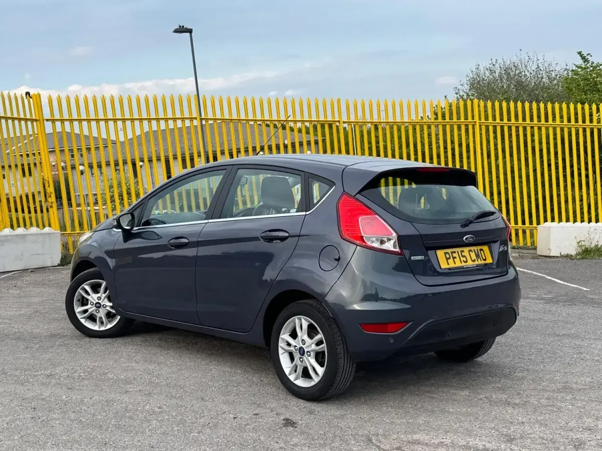 Used Ford Fiesta Zetec 2015 Grey Hatchback