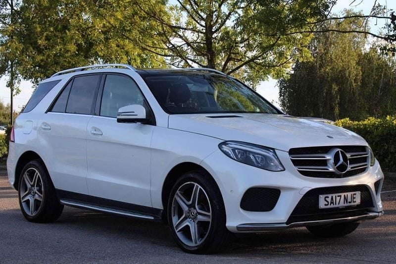 White Used 2017 Mercedes GLE250 AMG Line Premium SUV | £17,490 (Fair price) - Image 1/4