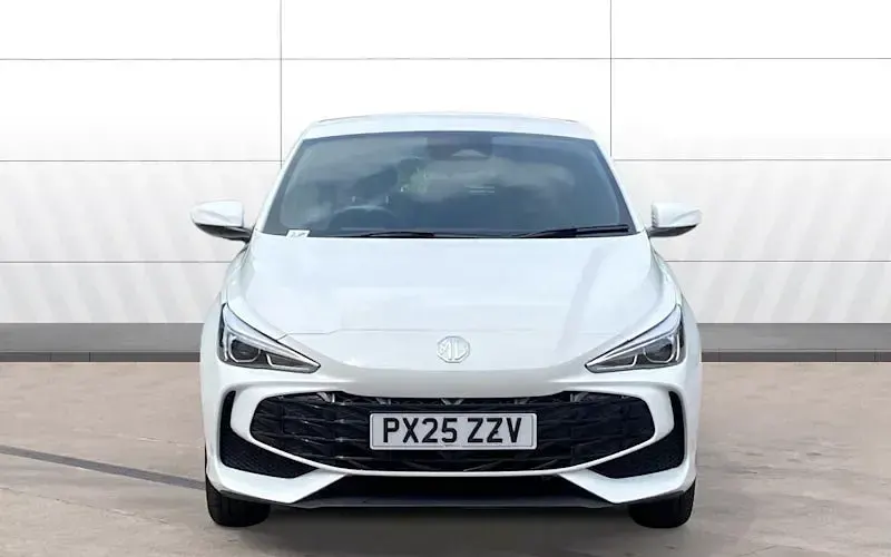 Used MG MG3 SE 116 HP (85 kW) 2025 White Hatchback