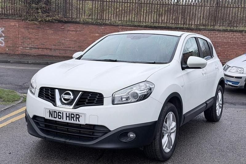 Grey Used 2010 Nissan Qashqai Tekna SUV | £1,995 (Fair price) - Image 1/1