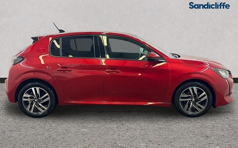 Used Peugeot 208 Allure 102 HP (75 kW) 2021 Red Hatchback