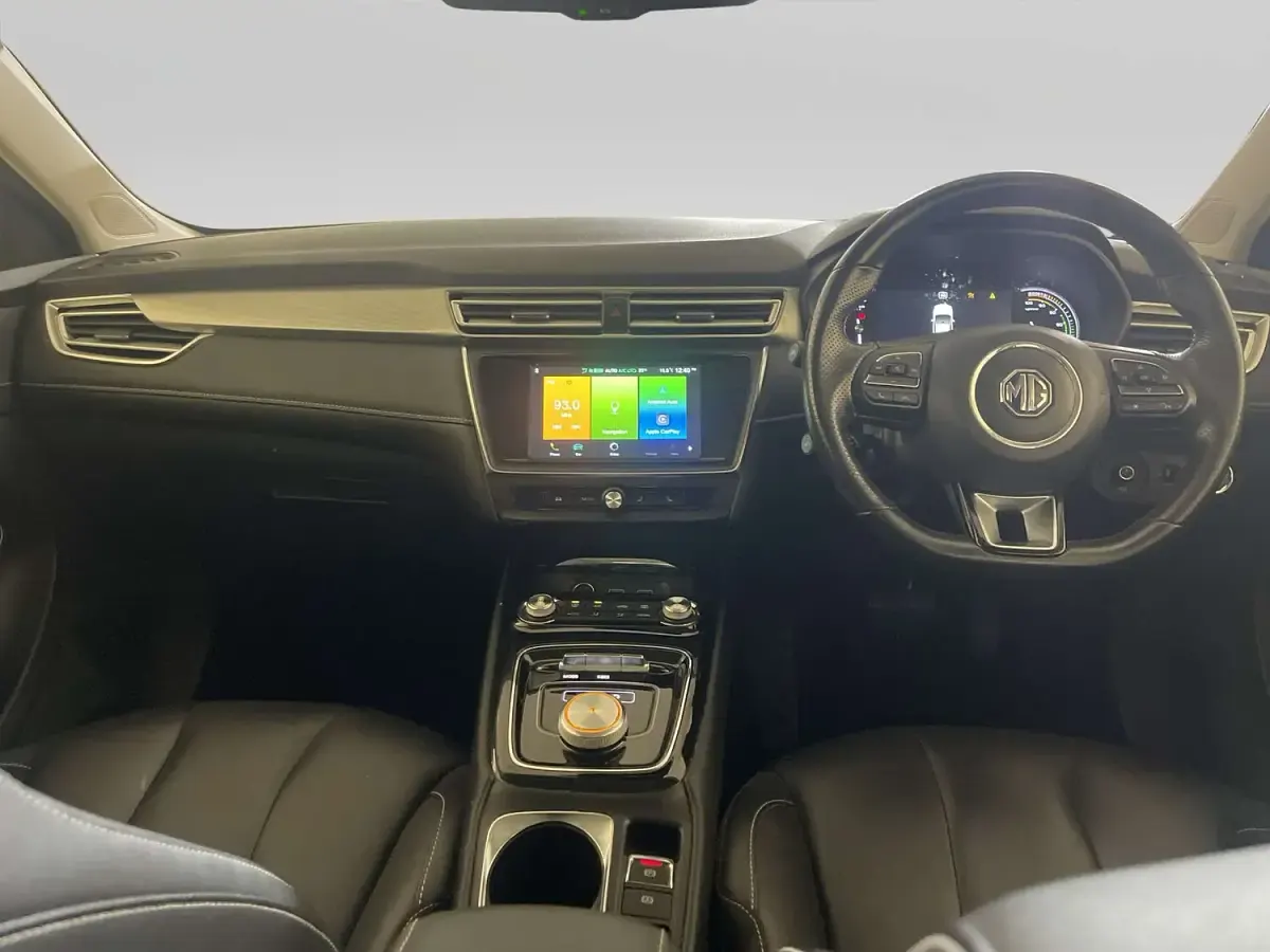 Used MG MG5 EV Exclusive 114 kW (156 HP) 2023 Black Estate