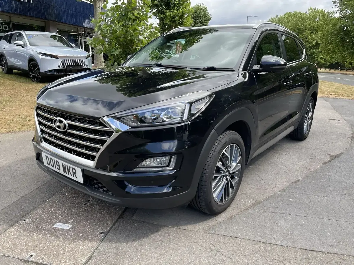 Used Hyundai Tucson Premium 130 HP (95 kW) 2019 Black SUV