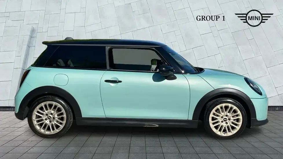 Usado Mini Cooper S Hatch 201 CV (147 kW) 2024 Verde Utilitario
