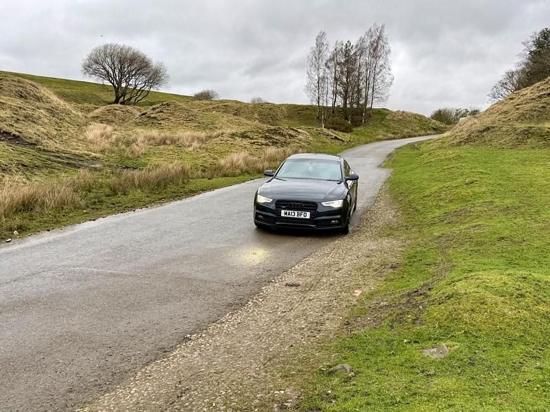 Used Audi A5 Black Edition 177 HP (130 kW) 2013 Blue Coupe