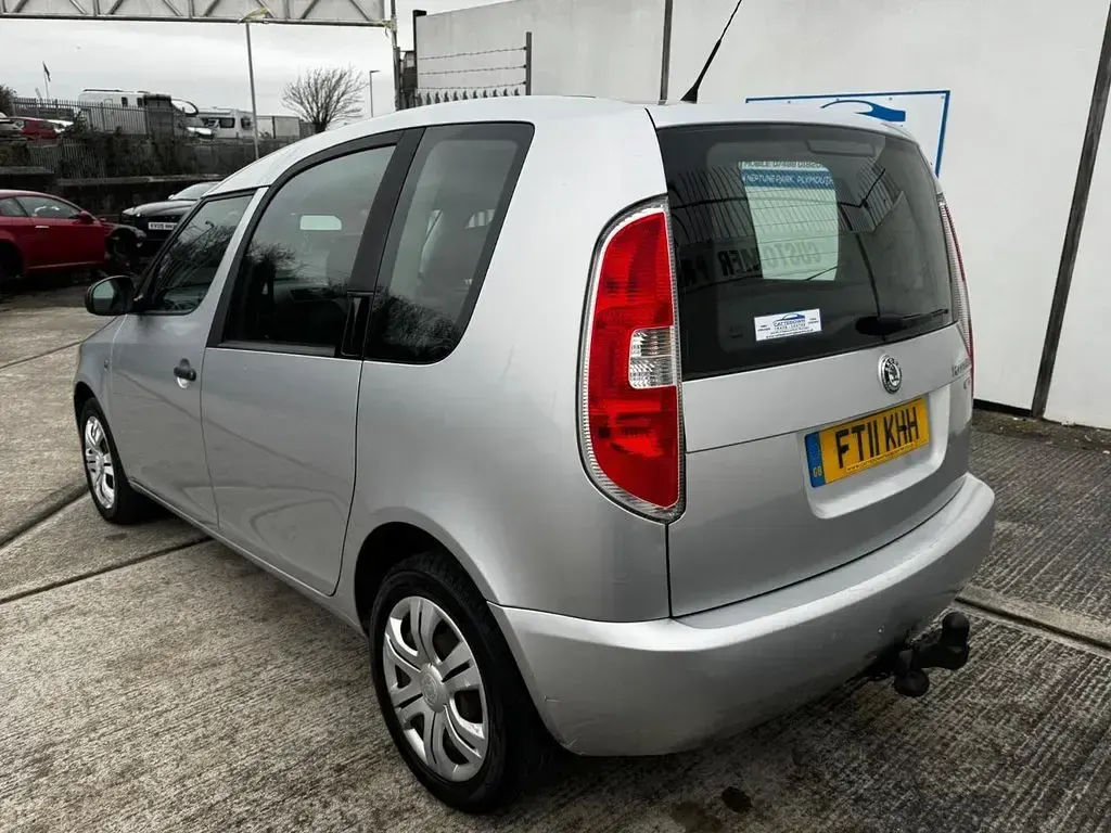 Used Skoda Roomster 105 HP (77 kW) 2011 Silver MPV