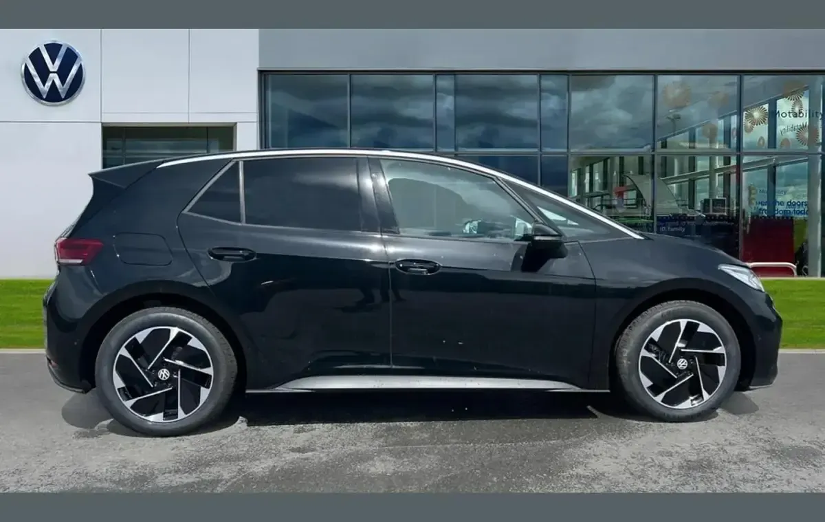 New VW ID.3 Pro 147 kW (200 HP) 2026 Black Hatchback