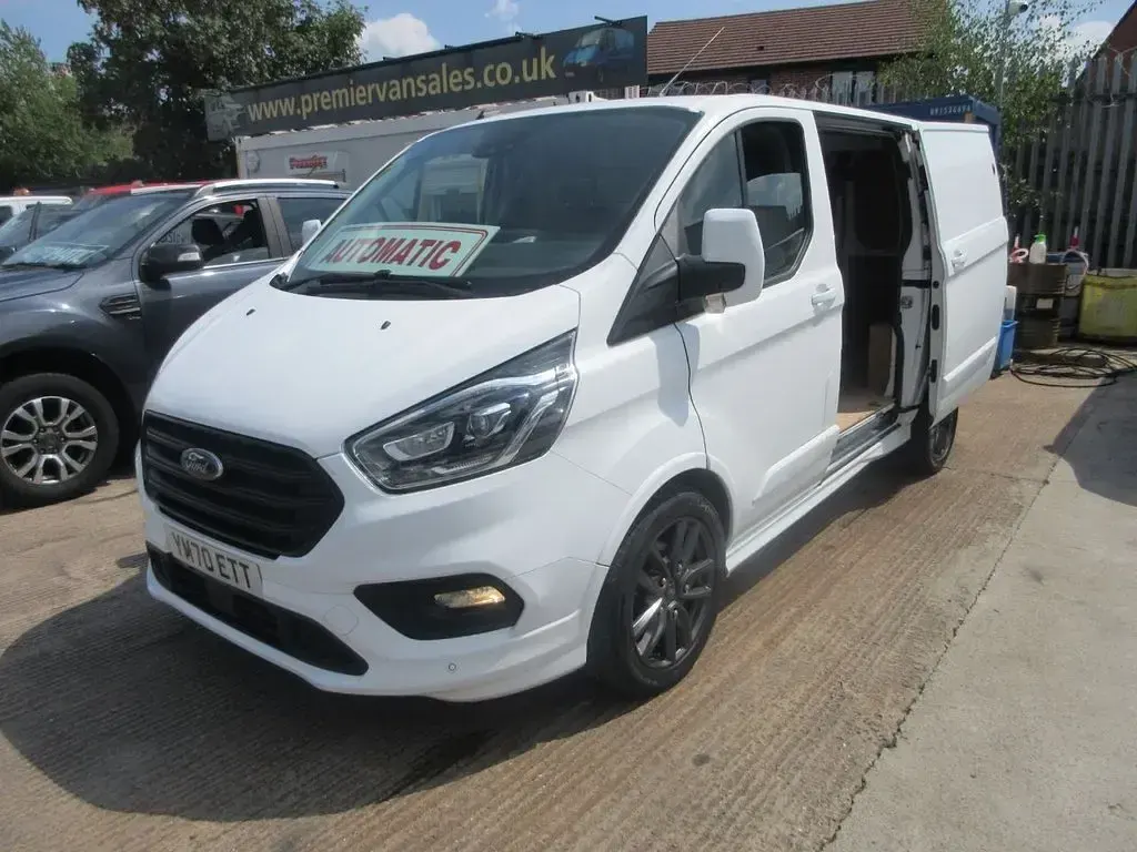 Used Ford Transit Custom Sport 185 HP (136 kW) 2020 White