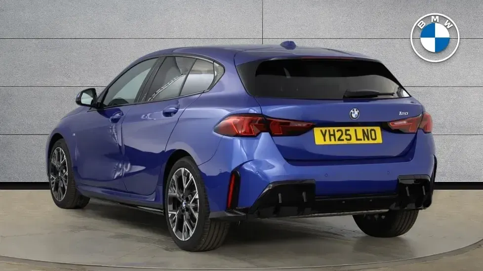 New BMW 120 M Sport 168 HP (123 kW) 2025 Blue Hatchback