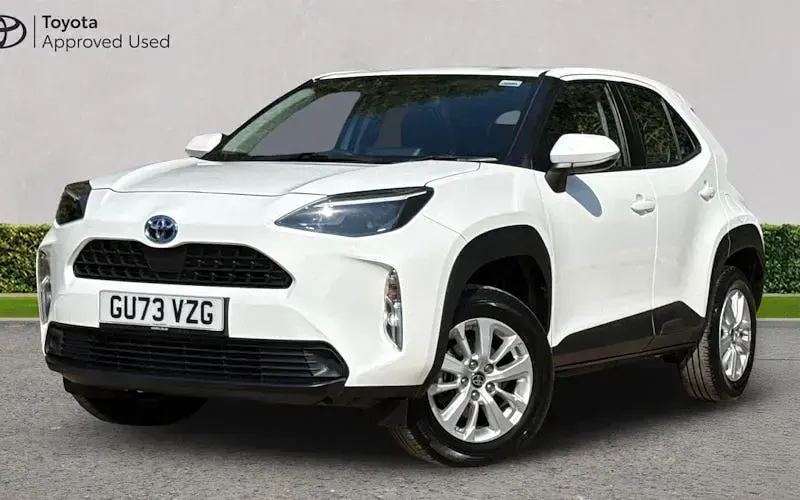 Used Toyota Yaris Hybrid 116 HP (85 kW) 2026 Estate