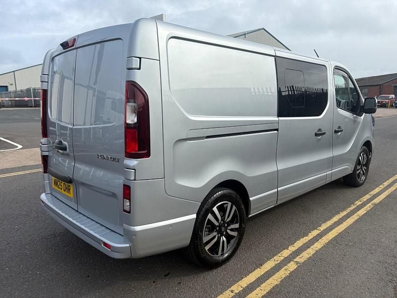 Gebraucht Renault Trafic 2025 Grau Van / Kleinbus
