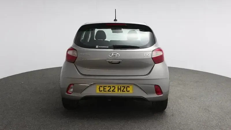 Używany Hyundai i10 SE 84 KM (61 kW) 2022 Brązowy Hatchback