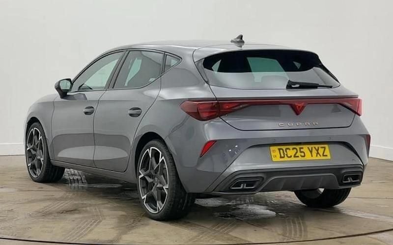 New Cupra Leon 150 HP (110 kW) 2025 Grey Hatchback
