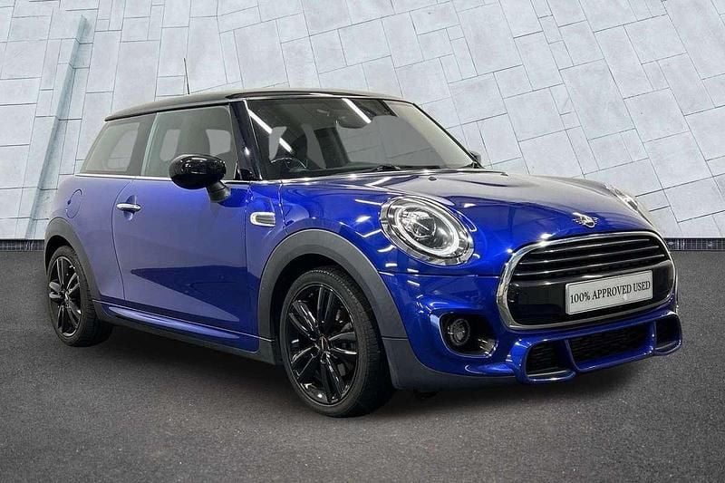 Blue Used 2019 Mini Cooper Sport Hatchback | £14,500 (Good price) - Image 1/4