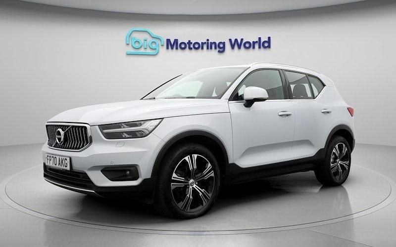 Used Volvo XC40 Inscription 197 HP (144 kW) 2020 Silver SUV